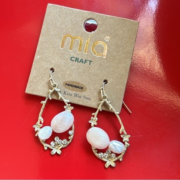 mia collection Jewelry - Mia Collection Craft Handmade Gold Oval Faux Stone Floral Dangle Earrings